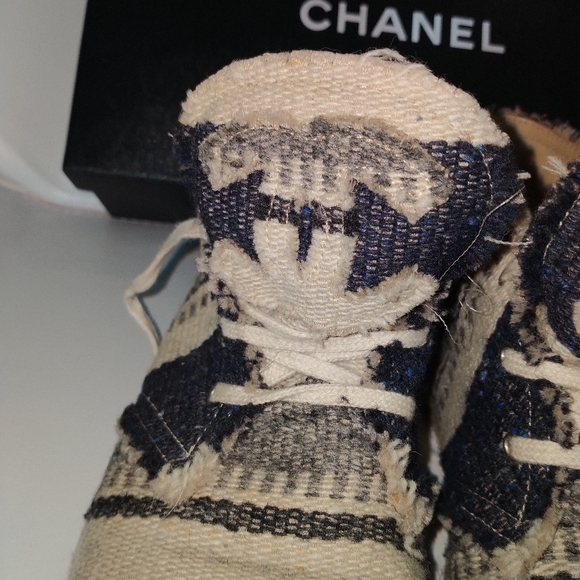 Chanel Espadrilles high tops - Picture 6 of 16